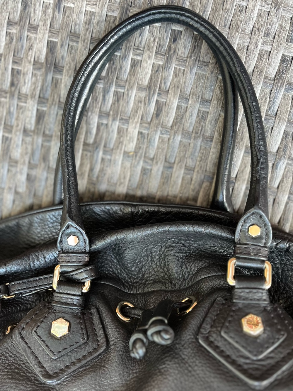 Marc By Marc Jacobs Black Leather Shoulder Bag & Gold Hardware in Awesome Shape - Picture 5 of 13